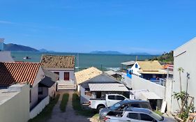 Casas no Centro Histórico de Garopaba